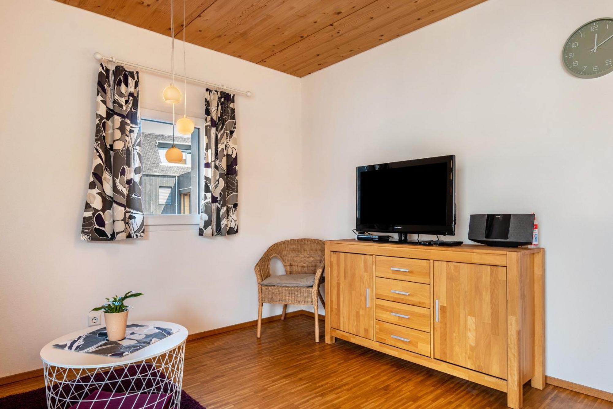 Winzercafe Neipperg Apartment Brackenheim Exterior foto